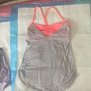 Lululemon sports bra top